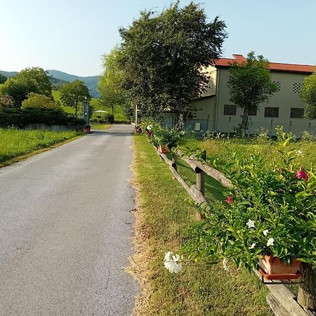 L'Isola Dla Cerrea Mombasiglio Exterior foto